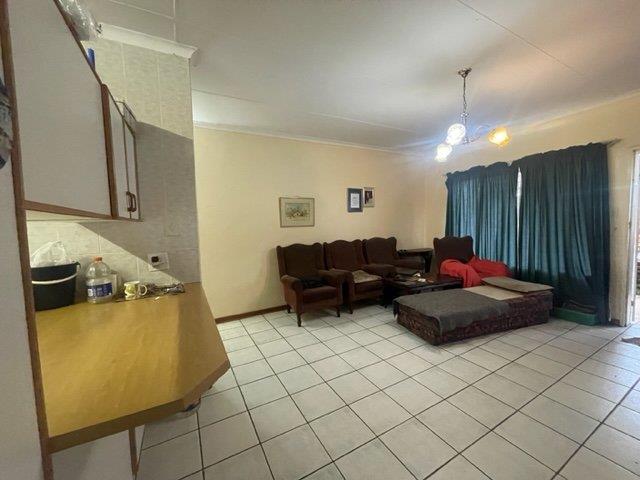 2 Bedroom Property for Sale in Kannoniers Park North West